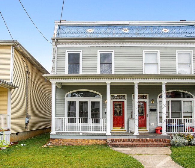 property at 1319 Decatur St
