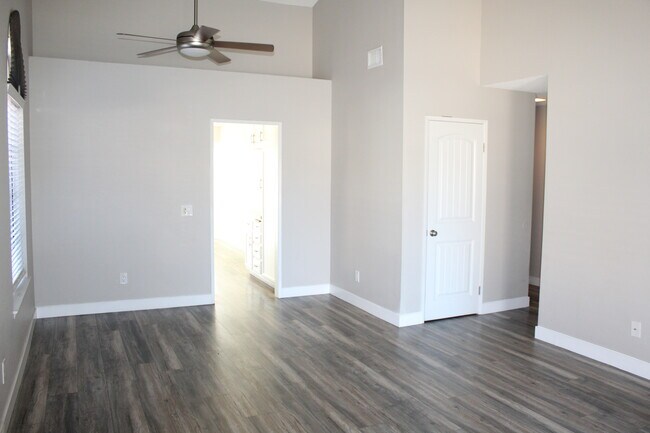 2229 Rose Ave in Hemet, CA - Building Photo - Building Photo