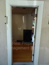 6061 NE 135th St in Kirkland, WA - Building Photo - Building Photo
