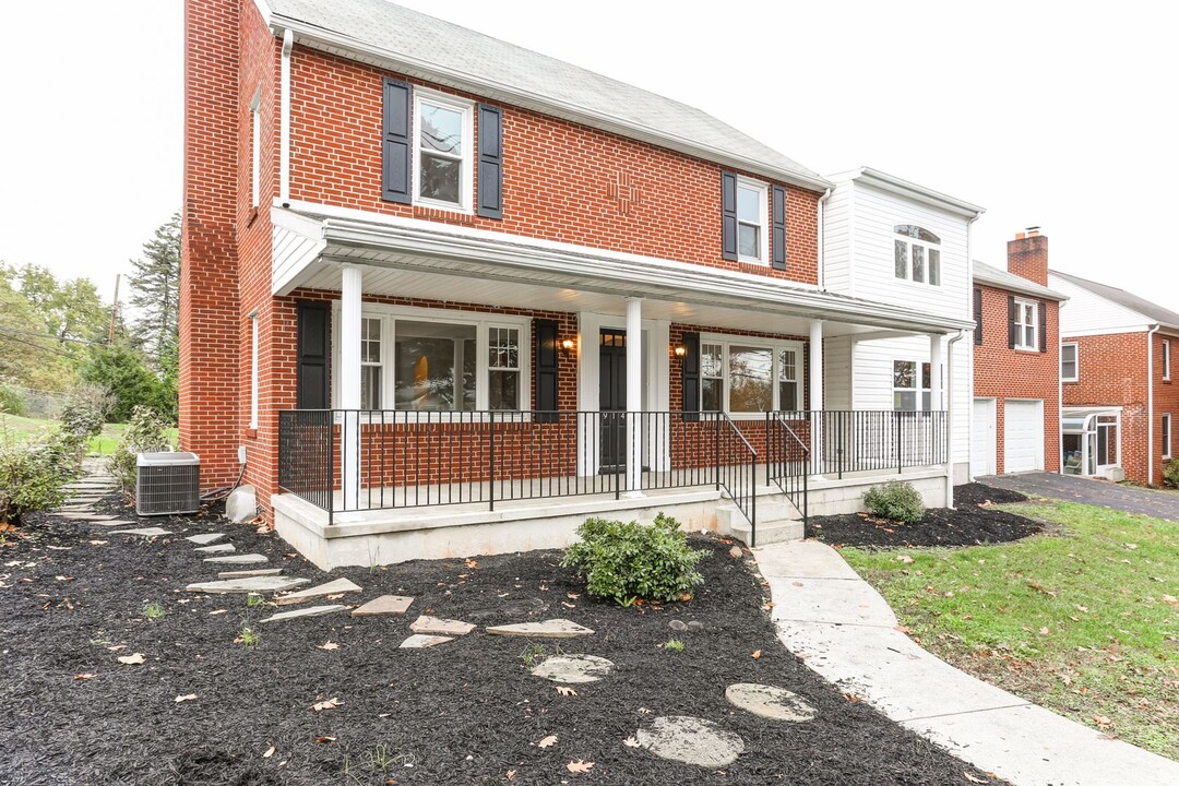 914 N Union St in Middletown, PA - Foto de edificio