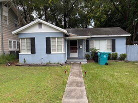 15 N Brown Ave in Orlando, FL - Building Photo