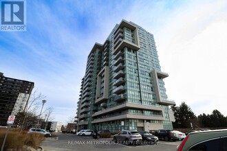 1346-1346 Danforth Rd in Toronto, ON - Building Photo - Building Photo