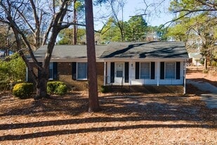 1623 Van Buren Ave in Fayetteville, NC - Building Photo