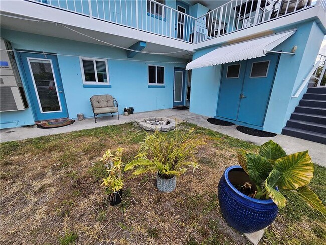 733 NW 30th Ct, Unit 3 in Wilton Manors, FL - Building Photo - Building Photo