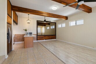 135 Prospect St in Honolulu, HI - Building Photo - Building Photo