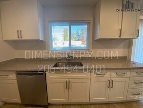 29305 33rd Ave S in Auburn, WA - Foto de edificio - Building Photo