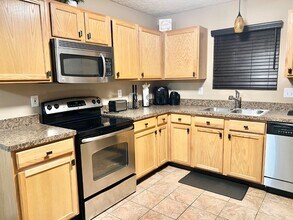 2191 Painted Cliff Dr in Columbus, OH - Building Photo - Building Photo