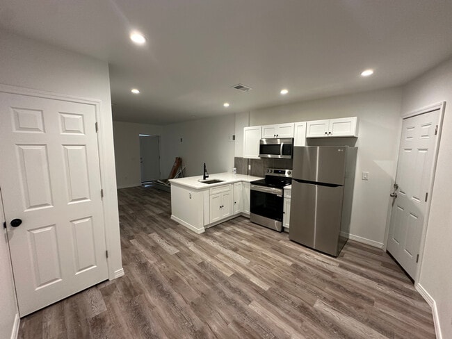 property at 1446 N 58th St