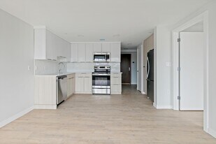 9 Soden St, Unit 306 in Cambridge, MA - Building Photo