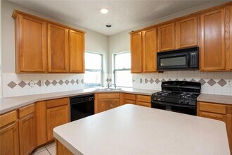 22907 Breton Point Dr in Spring, TX - Building Photo - Building Photo