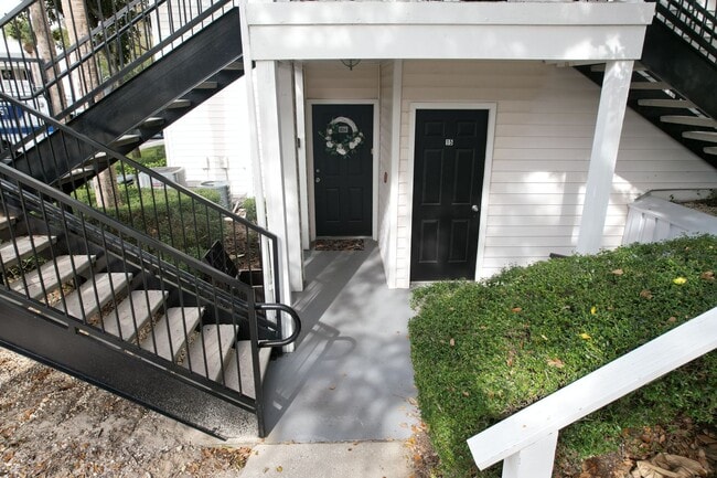 property at 3301 Haviland Ct