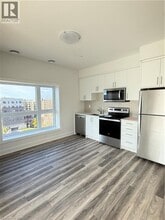 1100 Lackner Pl in Kitchener, ON - Building Photo - Building Photo