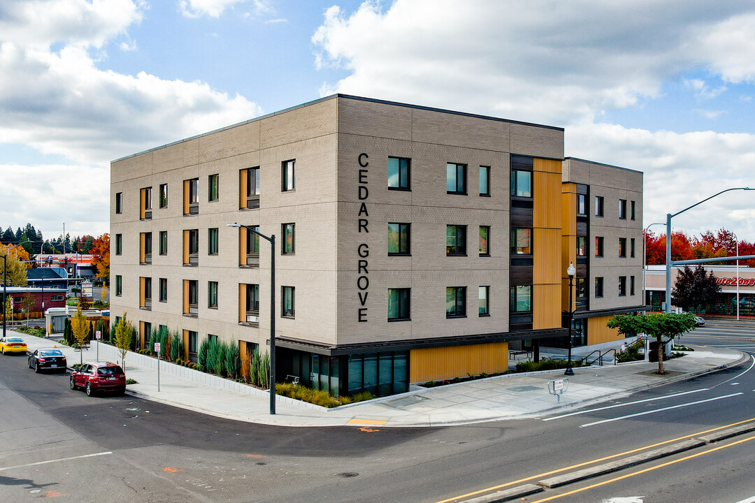 Cedar Grove Apartments in Portland, OR - Building Photo