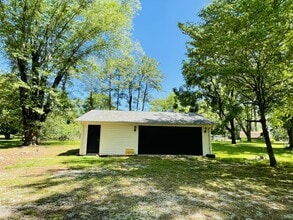 514 Flower Ln Dr in Estill Springs, TN - Building Photo - Building Photo