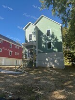 1030 Oakland Ave in Kansas City, KS - Building Photo