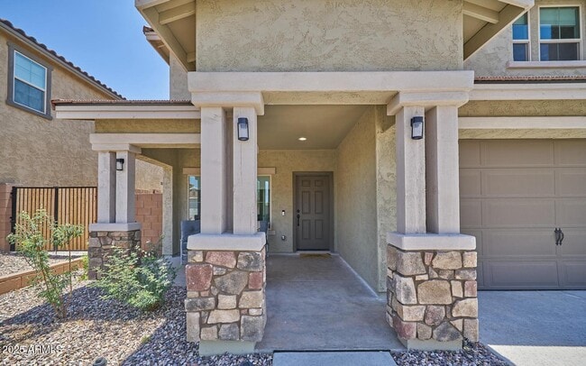 2415 E Runaway Bay Pl in Gilbert, AZ - Building Photo - Building Photo
