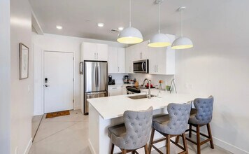 2835 W 24th Ave in Denver, CO - Building Photo - Building Photo