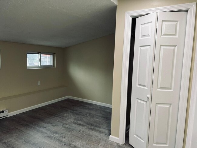 1036 Chicopee St in Chicopee, MA - Building Photo - Building Photo