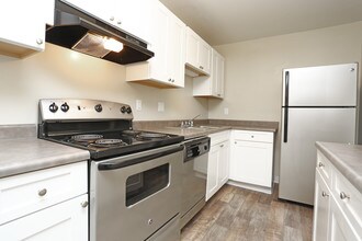 Shoreline 1841 Apartment Homes in Concord, CA - Building Photo - Interior Photo