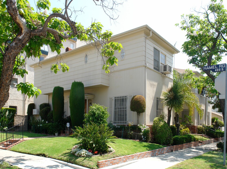 438 S Hamel Rd in Los Angeles, CA - Building Photo