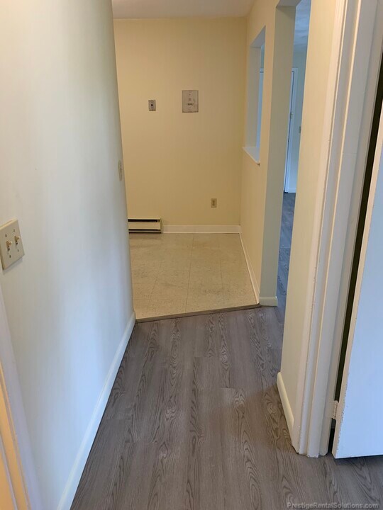 740 Central St, Unit H6 in Leominster, MA - Building Photo