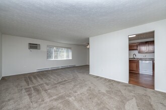 Pleasant Hills in Pittsburgh, PA - Foto de edificio - Interior Photo