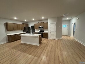 12631 Whitcomb Cir in Athens, AL - Building Photo - Building Photo