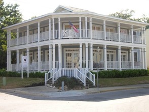 Russell Roost in Pensacola, FL - Building Photo - Building Photo