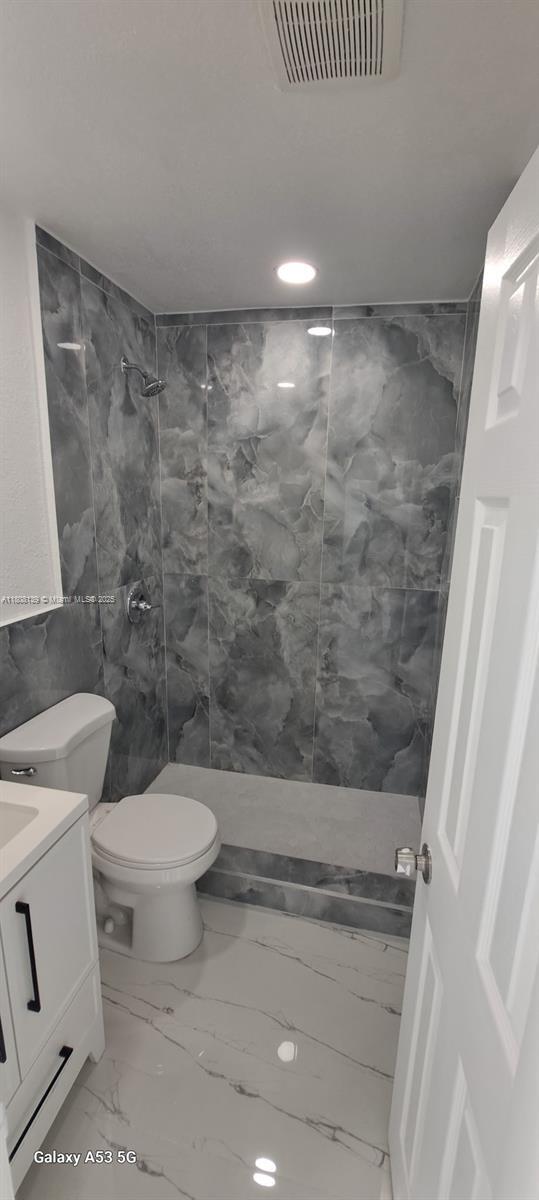 2938 NW 61st St in Miami, FL - Building Photo - Building Photo