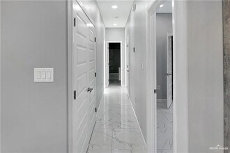 19 South Dr in Pharr, TX - Building Photo - Building Photo