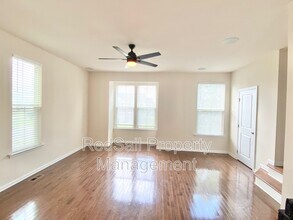 121 Williamson Park Ln in Smithfield, VA - Building Photo - Building Photo
