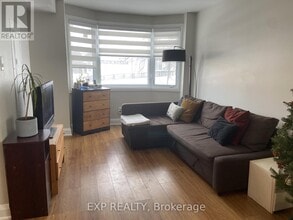 838 St. Laurent Blvd in Ottawa, ON - Building Photo - Building Photo