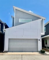 10209 Las Nubes Ave in Houston, TX - Building Photo