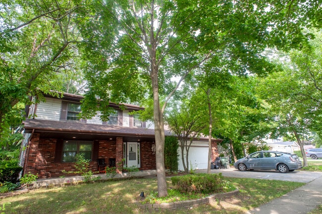 property at 1147 Garfield Ave