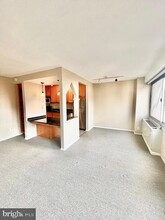 5500 Friendship Blvd in Chevy Chase, MD - Building Photo - Building Photo