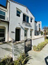30316 Town Square Dr in Menifee, CA - Building Photo - Building Photo