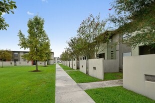 1855 Brightside Dr, Unit G-1 in Baton Rouge, LA - Building Photo