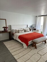 555 NE 15th St, Unit 29G in Miami, FL - Building Photo - Building Photo