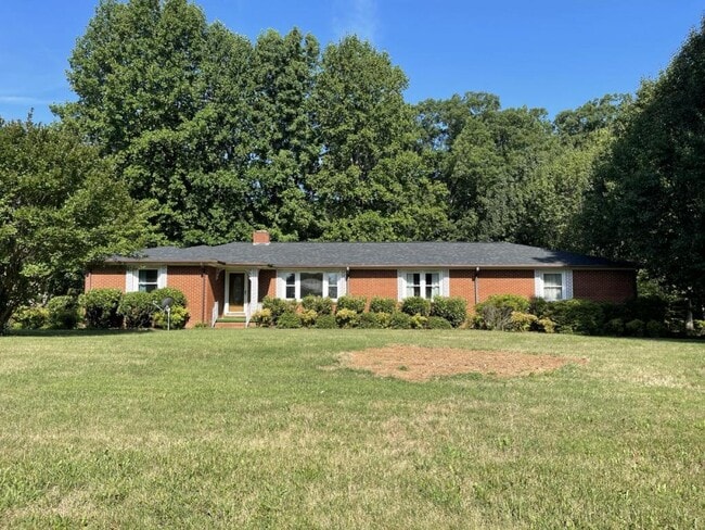 property at 3000 Old Hwy 109
