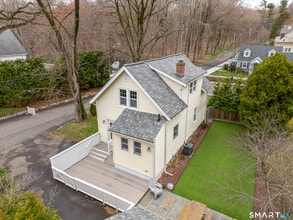 375 West Ave in Darien, CT - Building Photo - Building Photo