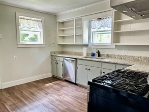 505 Bon Ami St in Deridder, LA - Foto de edificio - Building Photo