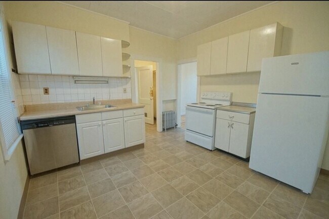 553 Washington Ave in Chelsea, MA - Building Photo - Building Photo
