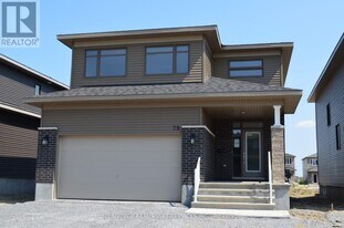 79 Christie St. in Carleton Place, ON - Building Photo