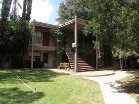 Ponderosa Pines Apartment