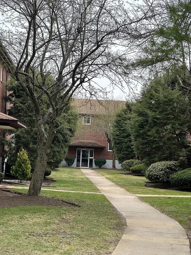 property at 28 Bryon Rd