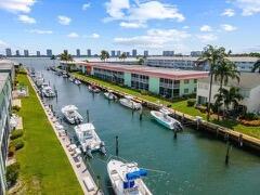117 Lehane Terrace in North Palm Beach, FL - Building Photo - Building Photo