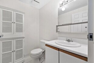 1 Watermill Pl in Arlington, MA - Building Photo