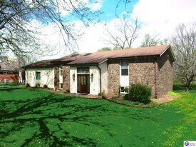 609 Foxfire Rd in Elizabethtown, KY - Building Photo