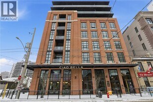 24 Augusta St in Hamilton, ON - Building Photo