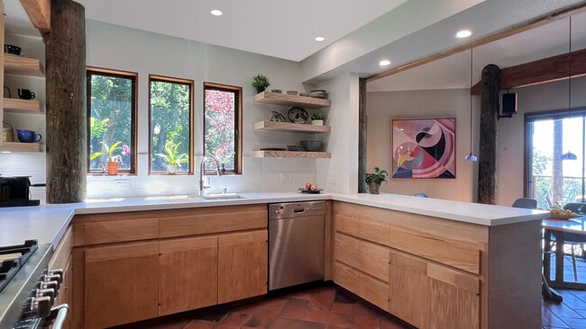 1120 Sterling Ave in Berkeley, CA - Building Photo - Building Photo